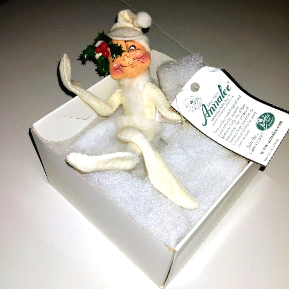 Annalee 5" Christmas Elf (white)NWT